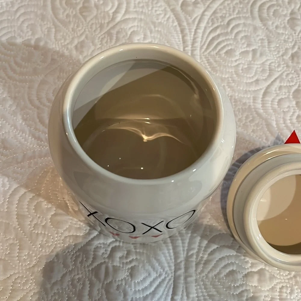 Rae‎ Dunn XOXO canister